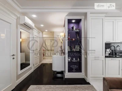 Продаж 3к квартири 97 кв. м на вул. Юрія Іллєнка 51Б • ID 34