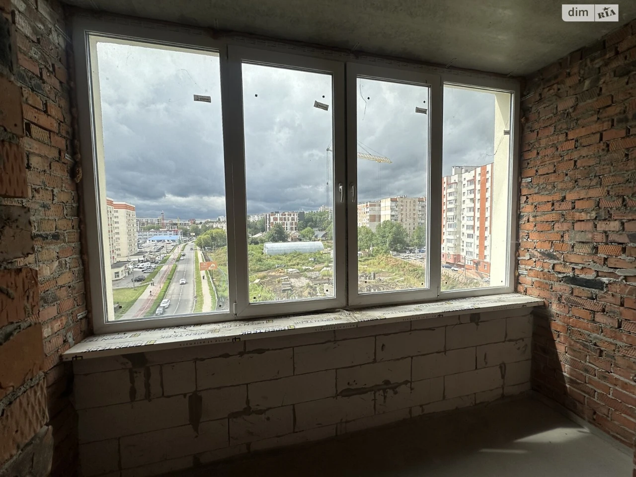 Продаж Квартира Виставка