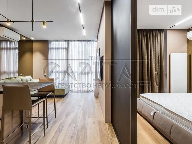 Продаж 2к квартири 82 кв. м на вул. Предславинська 40 • ID 3