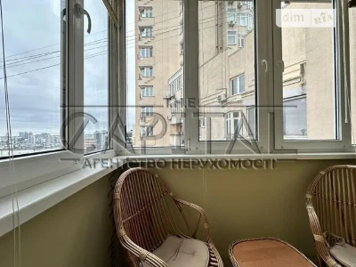 Продаж 5к квартири 285 кв. м на вул. Митрополита Василя Липк
