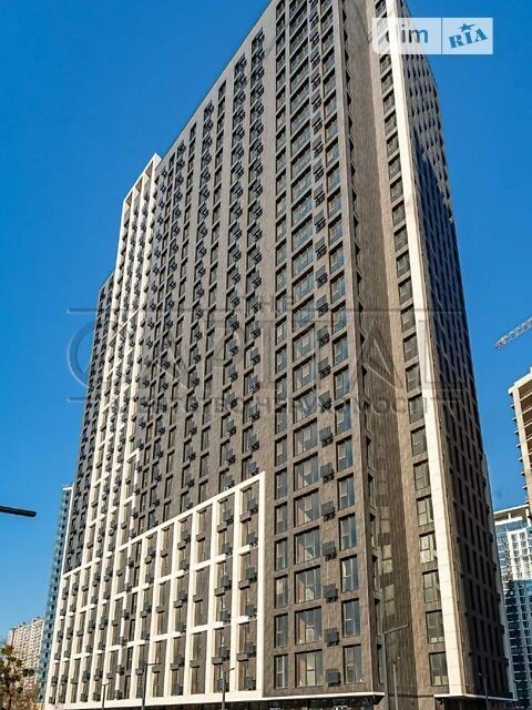 Продаж 3к квартири 80 кв. м на шосе Залізничне 45А • ID 3478