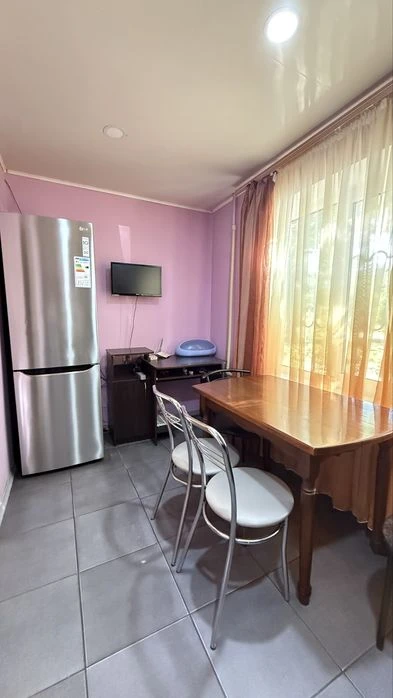 Продам 2-комн. квартиру на Кичкасе, ул. Компрессорная