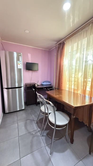 Продам 2-комн. квартиру на Кичкасе, ул. Компрессорная
