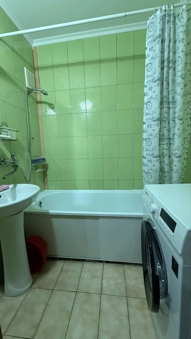 Продам 2-комн. квартиру на Кичкасе, ул. Компрессорная