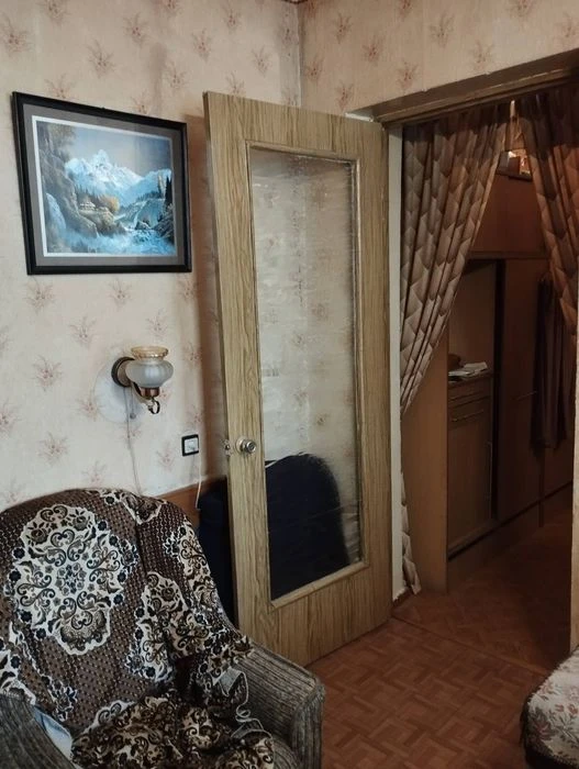 Продам 2-х кімнатну квартиру