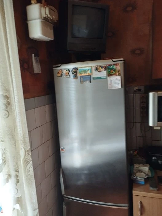Продам 2-х кімнатну квартиру
