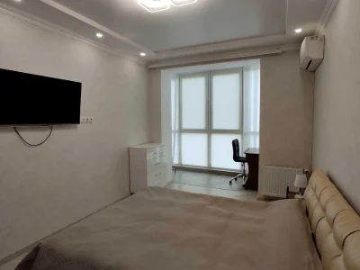 Apartment. Vinnytsia, Pirogova St.