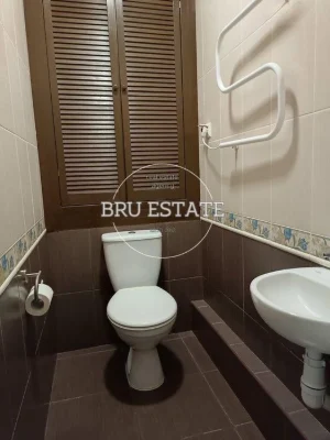 Продаж 2 к квартири Позняки   Біля озера    6й поверх     Як