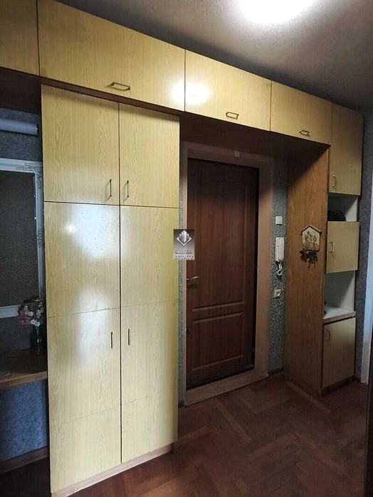 Продаж просторої 2-кімнатної квартири, Олександрівський райо