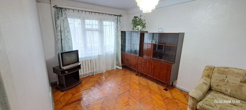 Продам однокімнатну квартиру. .