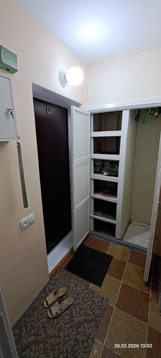 Продам однокімнатну квартиру. .