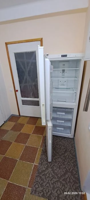 Продам однокімнатну квартиру. .