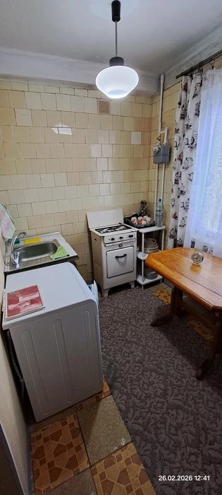 Продам однокімнатну квартиру. .