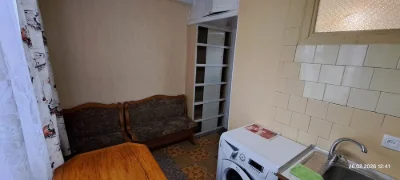 Продам однокімнатну квартиру. .