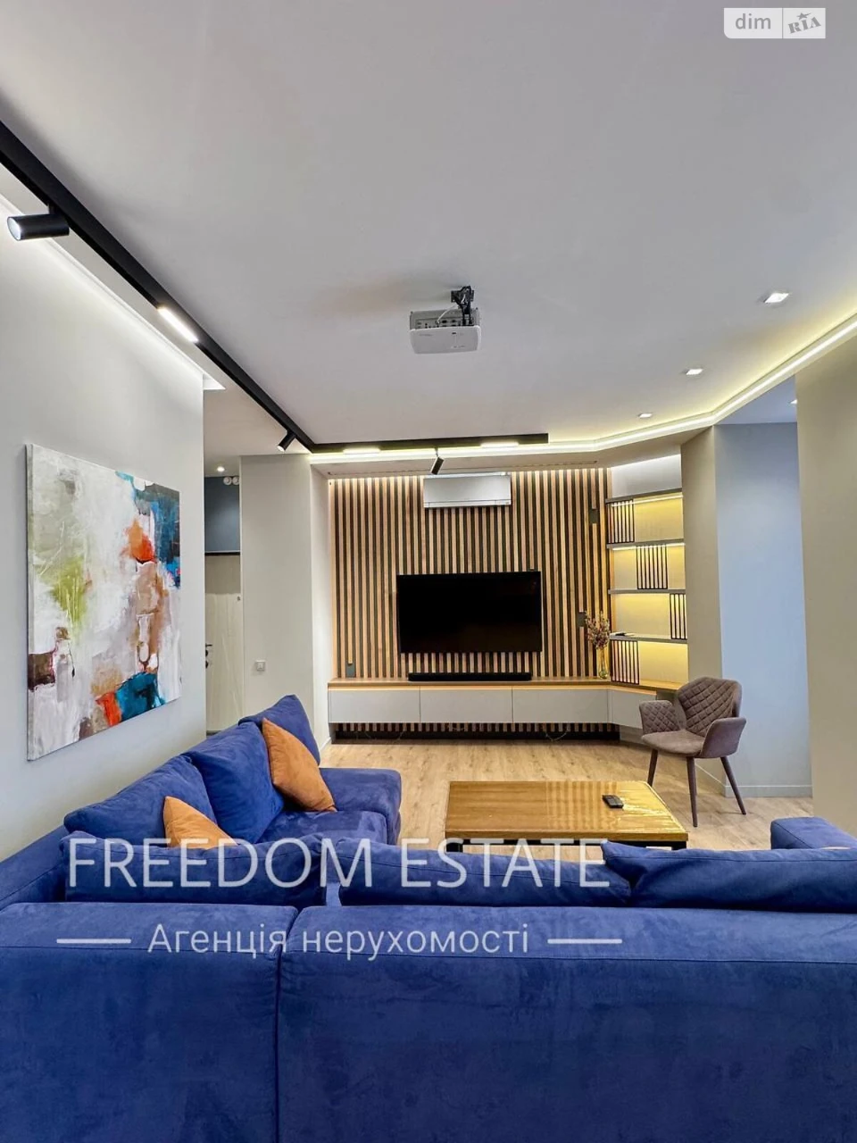 For sale Apartment Pavlivka