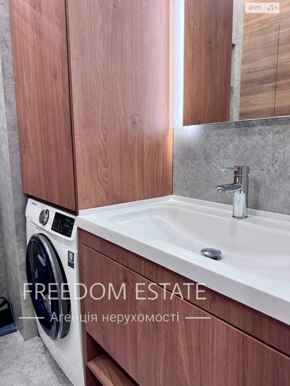For sale Apartment Pavlivka