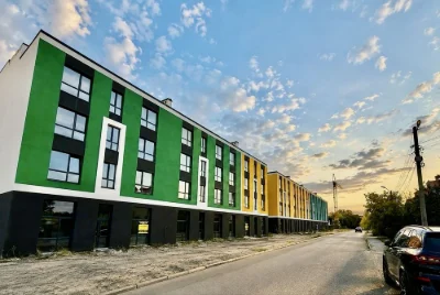 2-кімнатна квартира 64 м² у готовому будинку біля Коновальця