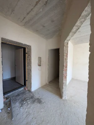 Продам велику Однокімнатну квартиру у сучасному ЖК біля річк