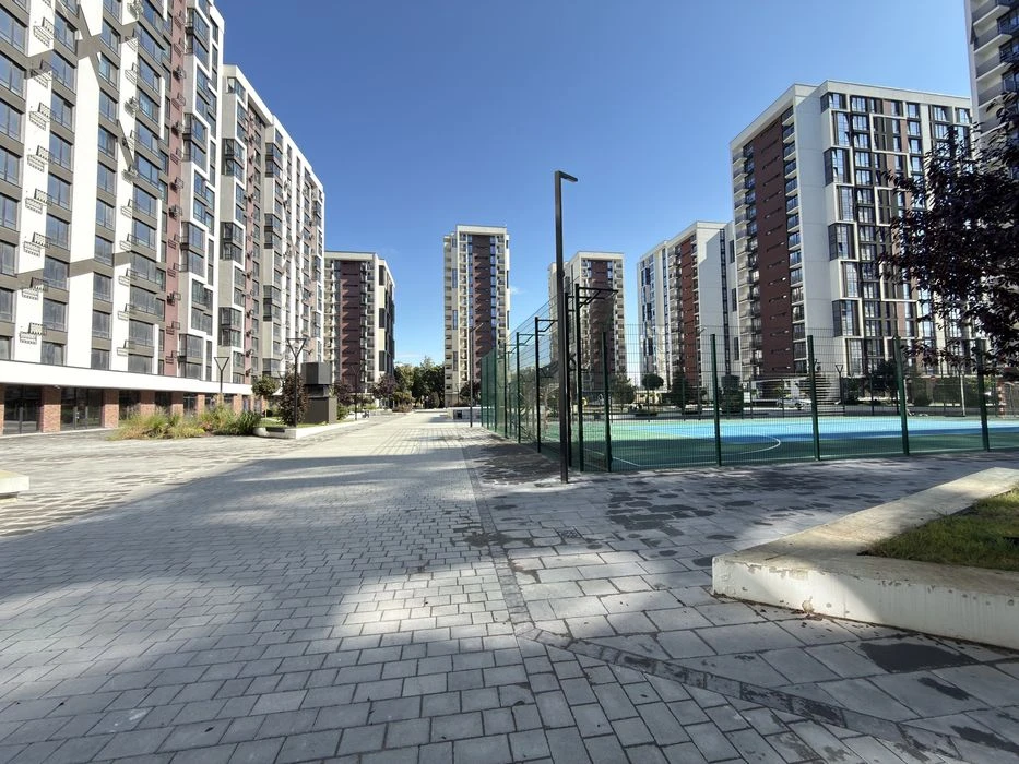 Продаж зданої великої площі 2 кімнатної квартири в ЖК Manhat