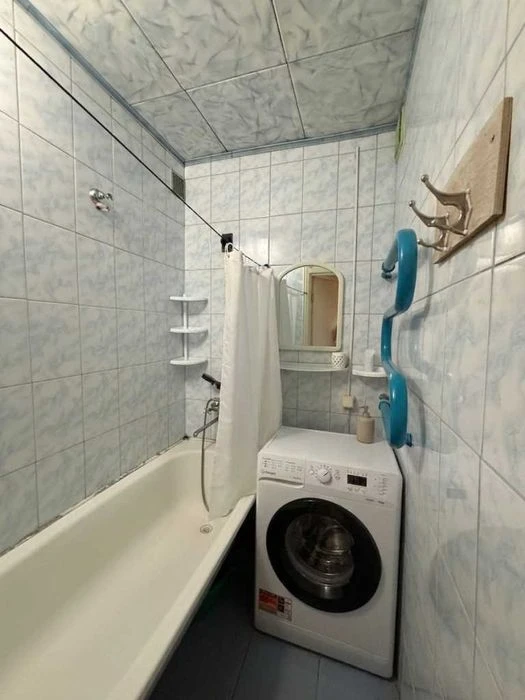 3к! квартира, Половки, 5/5 пов, 64 м2, дах перекритий, житло