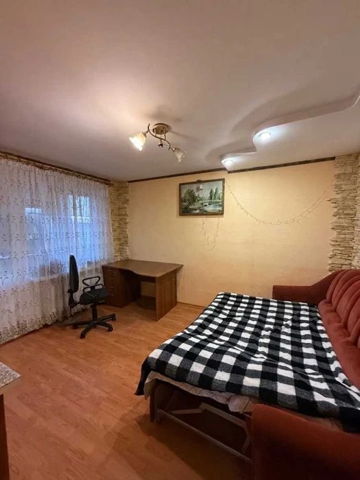 Бюджетна 2к-квартира, з ремонтом, готова до проживання