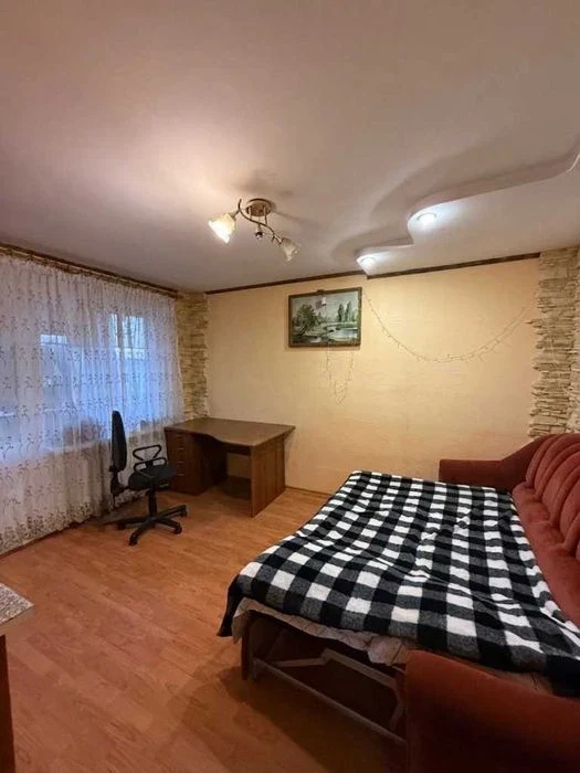 Бюджетна 2к-квартира, з ремонтом, готова до проживання