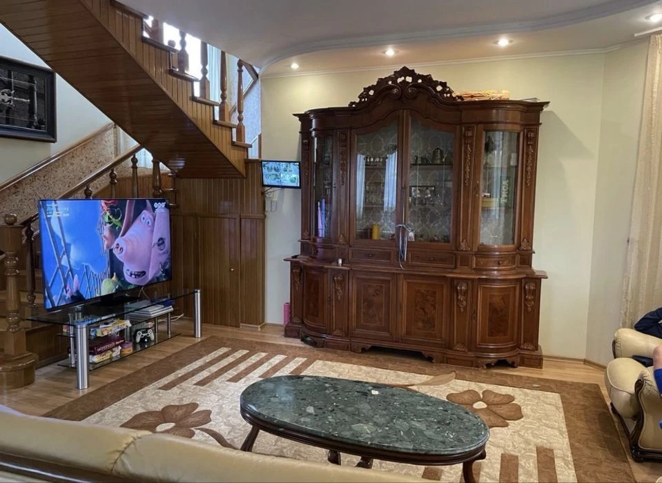 Терміновий продаж будинку! Супер локація! 16 сотин землі, га