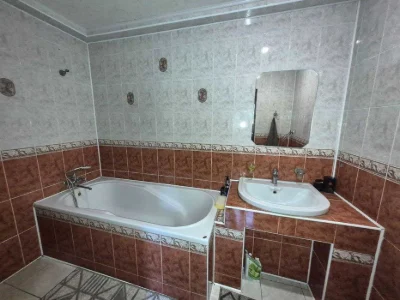 45232 Продаж будинку 213 кв.м з садом та ландшафтним дизайно