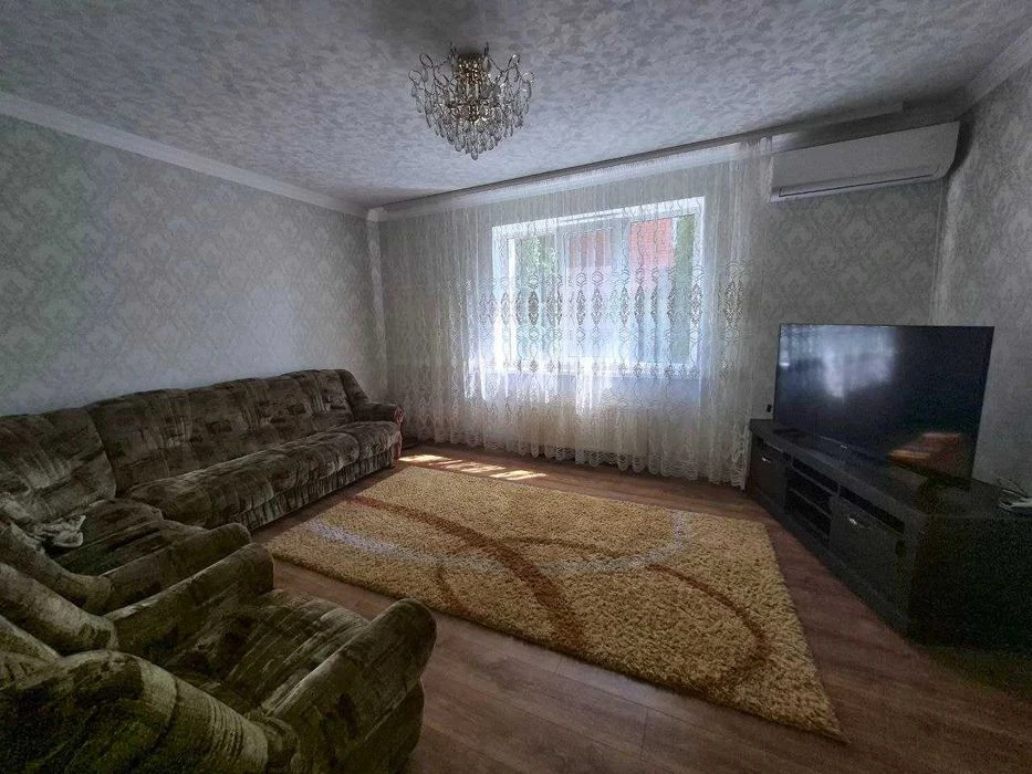 45232 Продаж будинку 213 кв.м з садом та ландшафтним дизайно