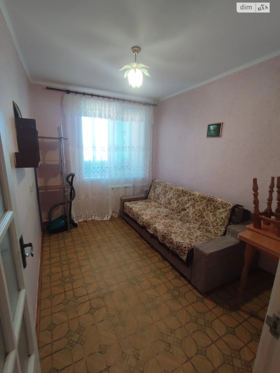 Довгострокова Оренда Квартира Виставка
