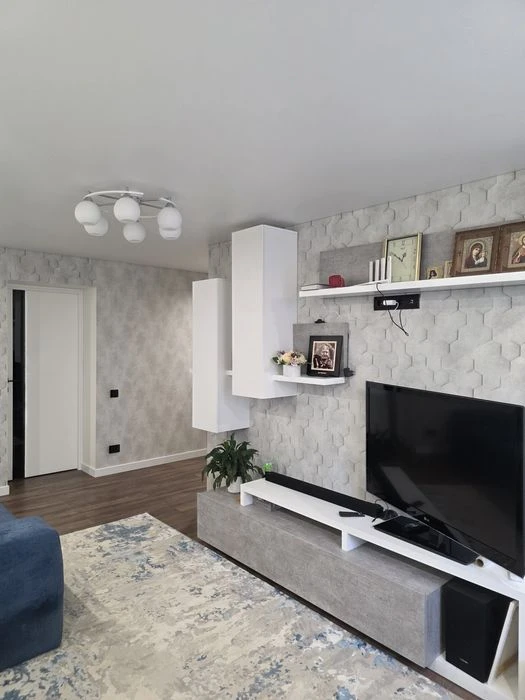 Продам 3-х кімнатну квартиру, 2 поверх.