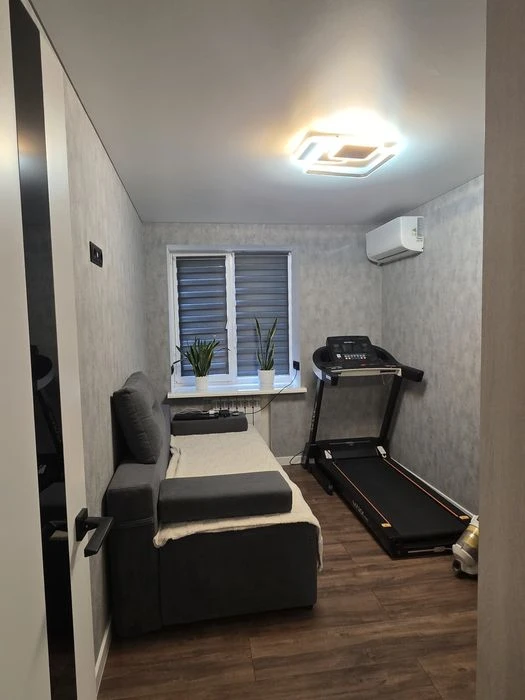 Продам 3-х кімнатну квартиру, 2 поверх.