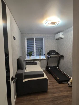 Продам 3-х кімнатну квартиру, 2 поверх.