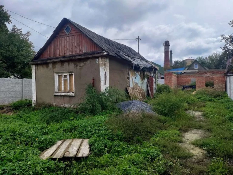 Продам ділянку 6 сот з потенціалом побудови мало-квартирного