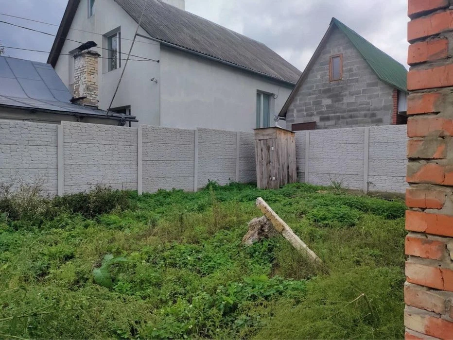 Продам ділянку 6 сот з потенціалом побудови мало-квартирного