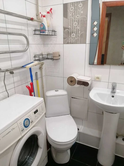 Продам стильну сучасну 1 к/к, р-н "Світанок"