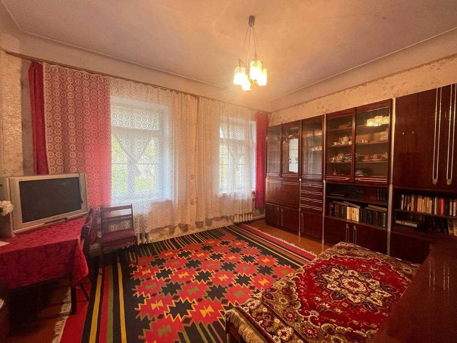 Продам 2 к/к в одному з кращих районів міста, яхт-клуб