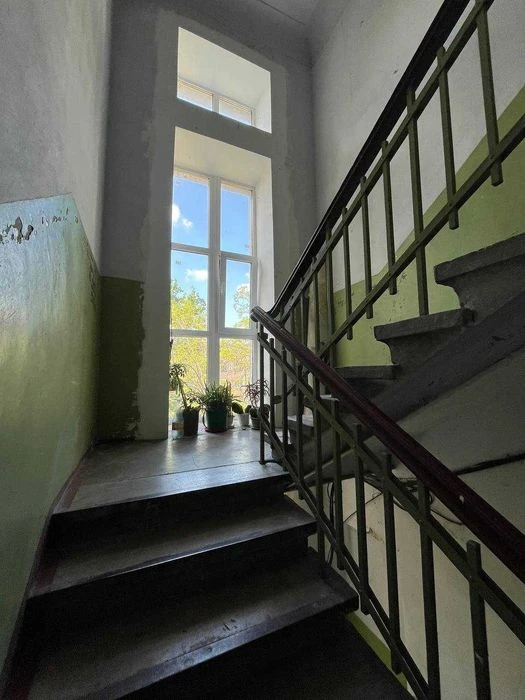 Продам 2 к/к в одному з кращих районів міста, яхт-клуб