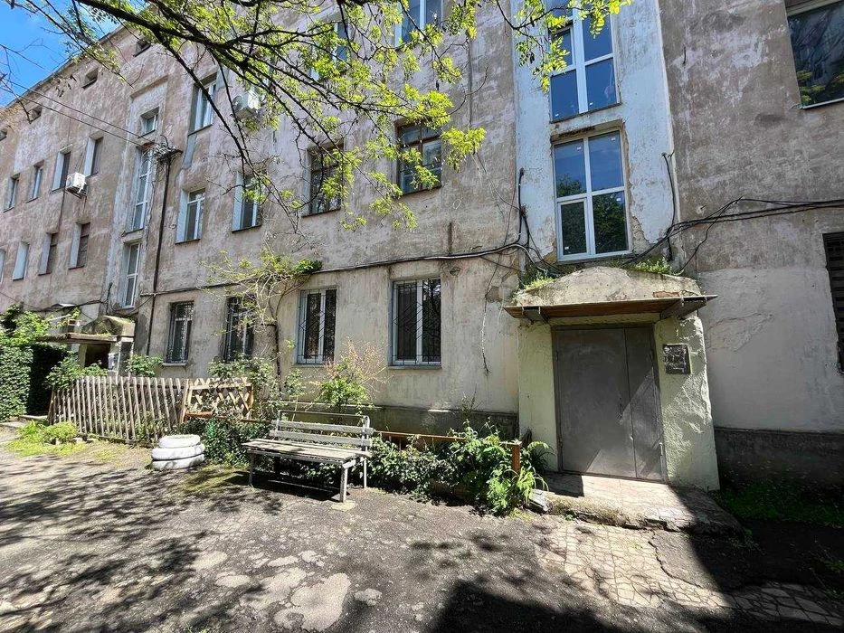 Продам 2 к/к в одному з кращих районів міста, яхт-клуб