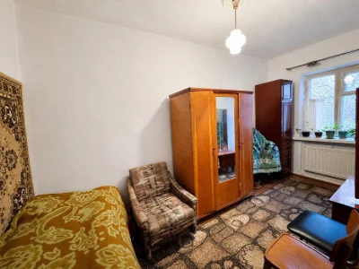 продаю частину будинку на 6й Інгульській