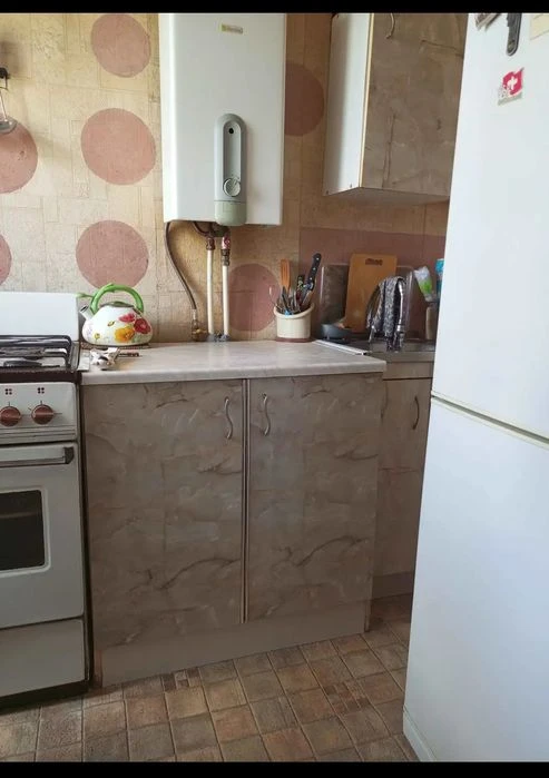 Продам 1 кім.квартиру по вул.Герасима Кондратьєва