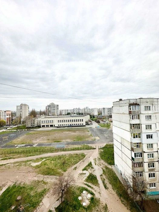Продаж 2-к квартири вул. ЗСУ (Інтернаціоналістів) р-н 17-ї ш
