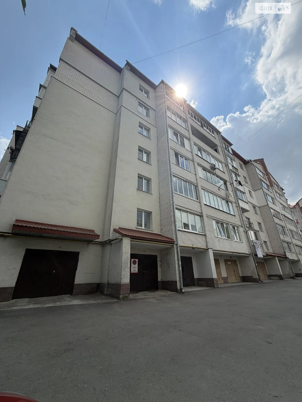 Продаж Окремий гараж Дружба