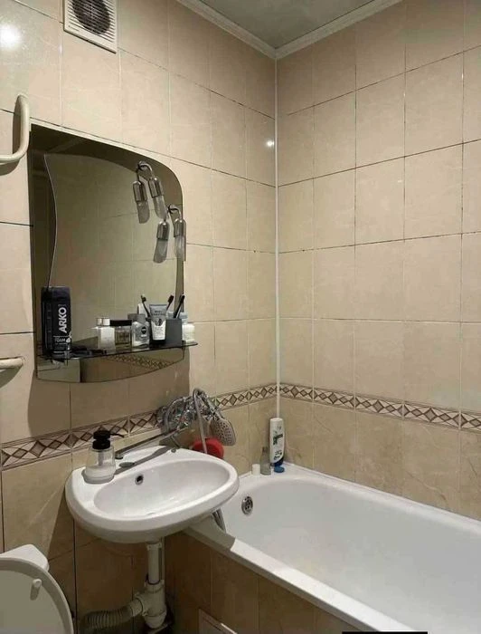 Продам 2 кімнатну квартиру в Луцьку
