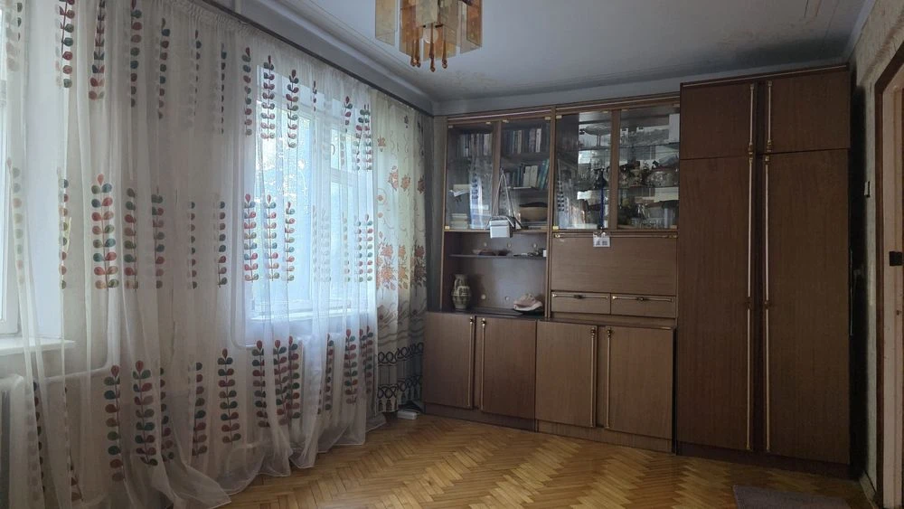 Продаж 3к квартири в Тернополі, вул Бандер  50м