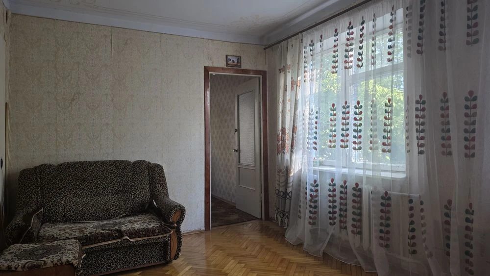 Продаж 3к квартири в Тернополі, вул Бандер  50м