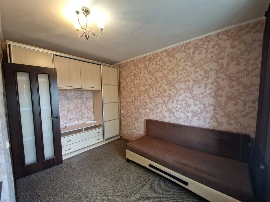 Продаж 1 кімнатної квартири. Л. Лук'яненка. 48