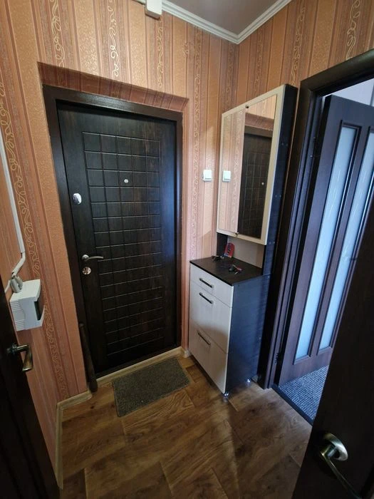 Продаж 1 кімнатної квартири. Л. Лук'яненка. 48