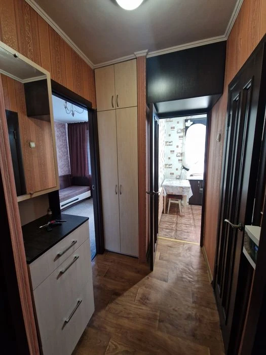 Продаж 1 кімнатної квартири. Л. Лук'яненка. 48
