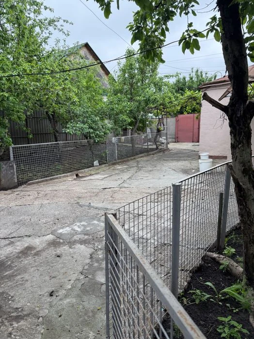 Продам більшу частину будинку Андріївська